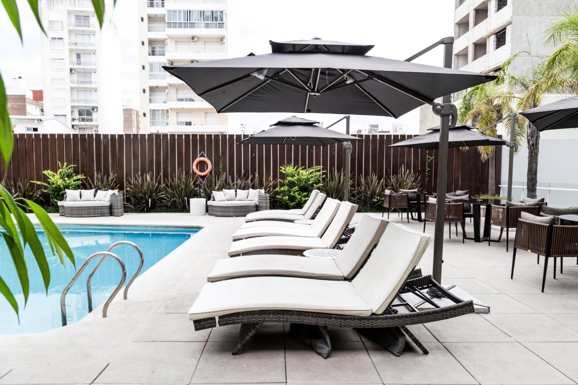Holiday Inn Rosario By Ihg Eksteriør billede