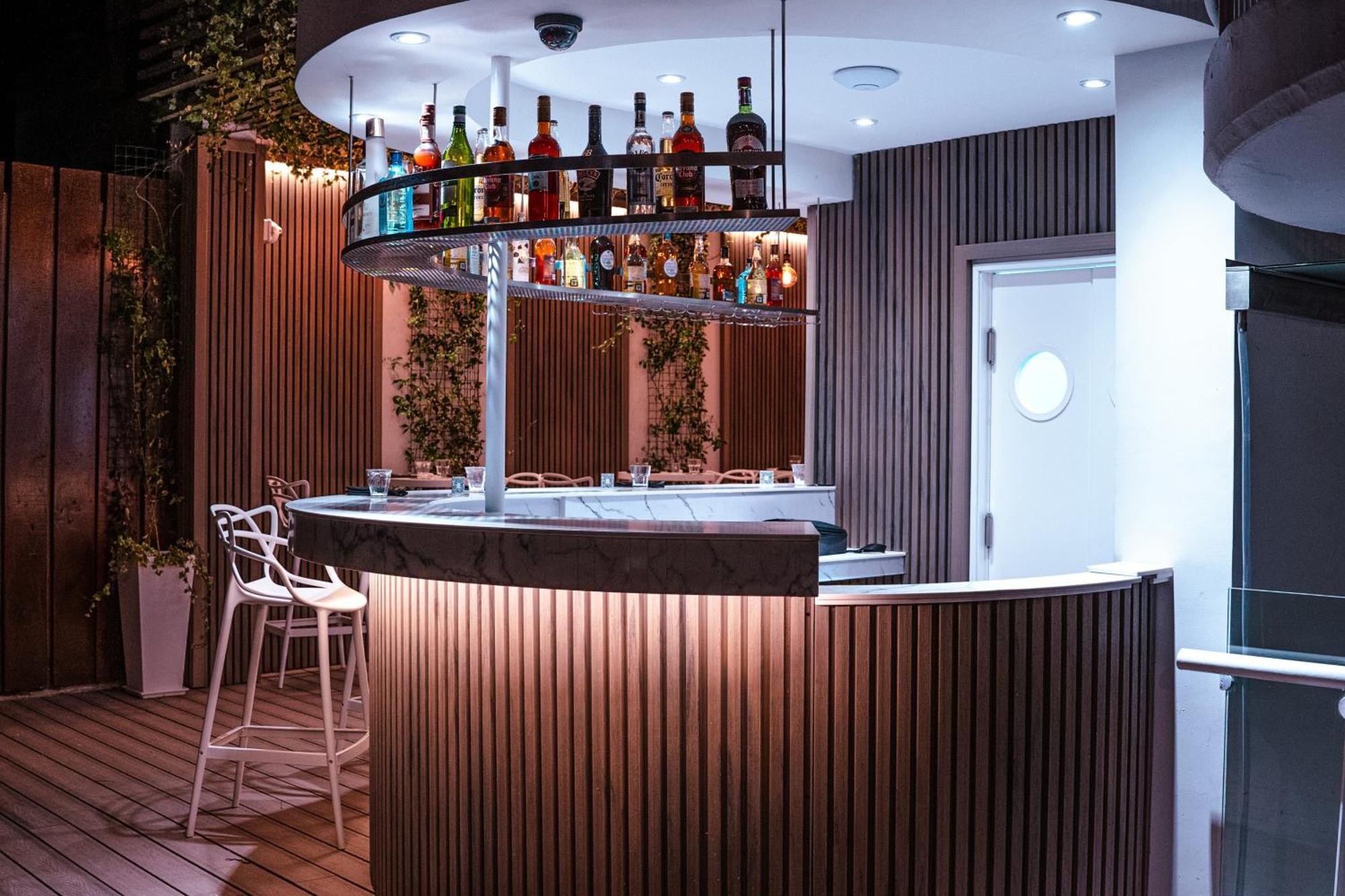 Holiday Inn Rosario By Ihg Eksteriør billede